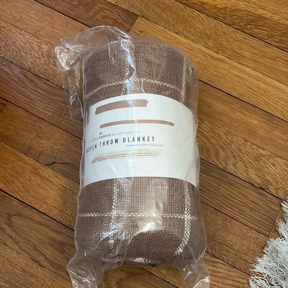 Little Korbose X april nemeth woven throw blanket